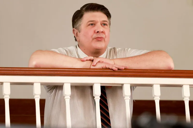 Georgie & Mandy's Season 2 Shocker: Young Sheldon's George Sr. Returns from the Dead in Major Cast Reunion