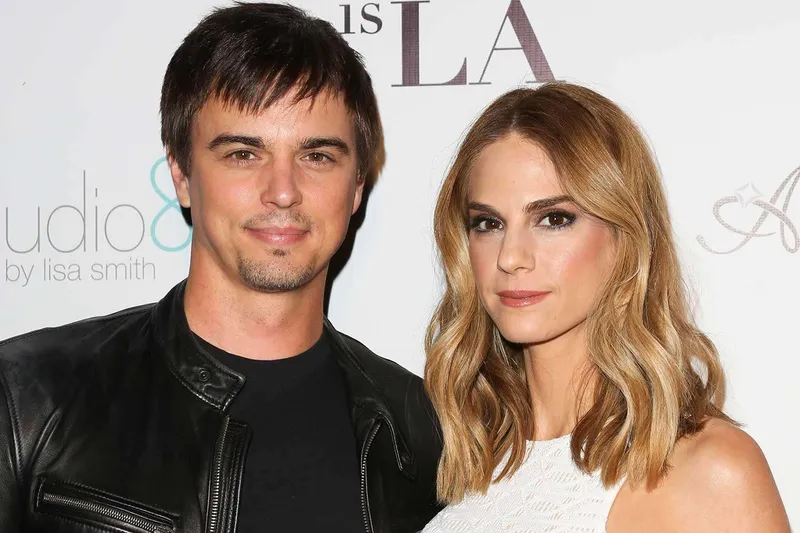 Soap Royalty Shatters: Darin Brooks & Kelly Kruger's Decade-Long Love Story Ends in Divorce