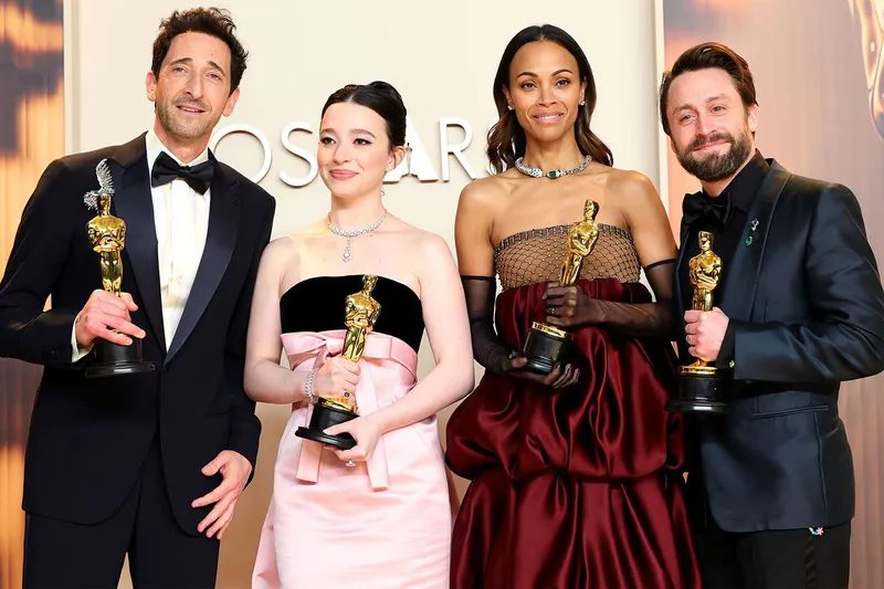 Oscars' Secret Shame: Insiders Reveal Voters Will CHEAT New 'Watch-All' Rule - '1,000% Chance They'll Lie'